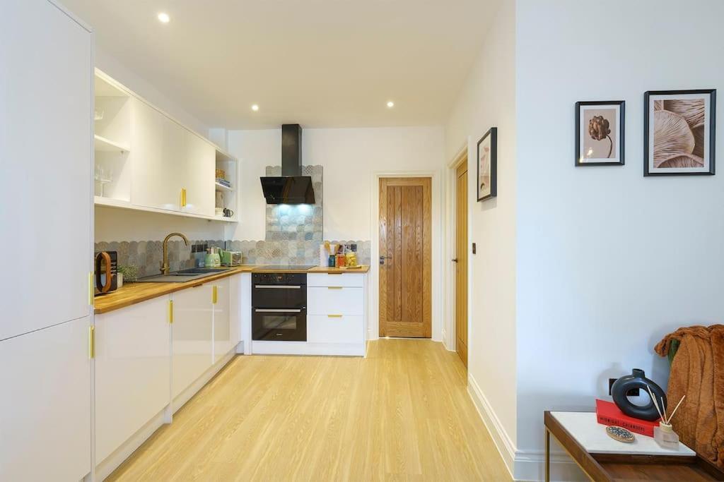 Bressingham - 2 Bedroom Luxury Apartment By Mint Stays Bristol Buitenkant foto